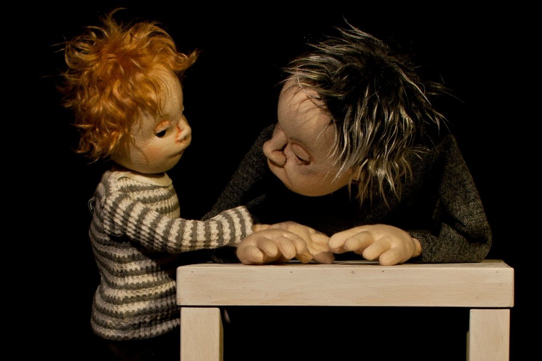 Szene aus dem berührenden Theaterstück "Über die Trauer hinaus"
